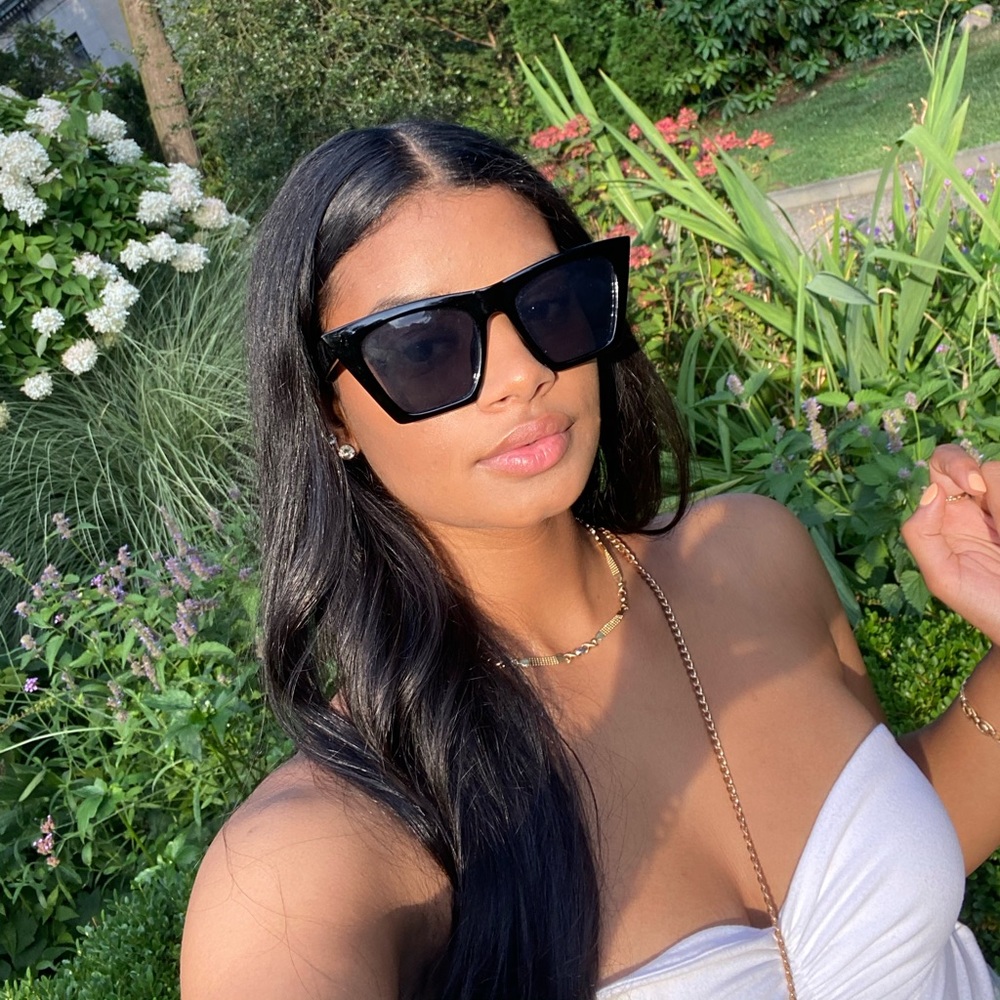 Meet your Posher, Jeani